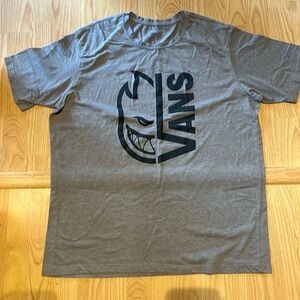 NWOT - Men’s 2XL Vans T-shirt